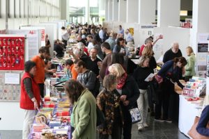 Die Mainzer Minipressen-Messe ist zurück: Vier Tage präsentieren sich Kleinverlage in der Mainzer Rheingoldhalle. - Foto: MMPM