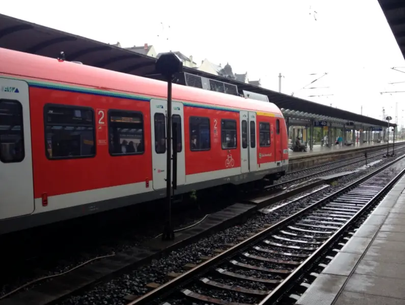 S-Bahn im Mainzer Hauptbahnhof