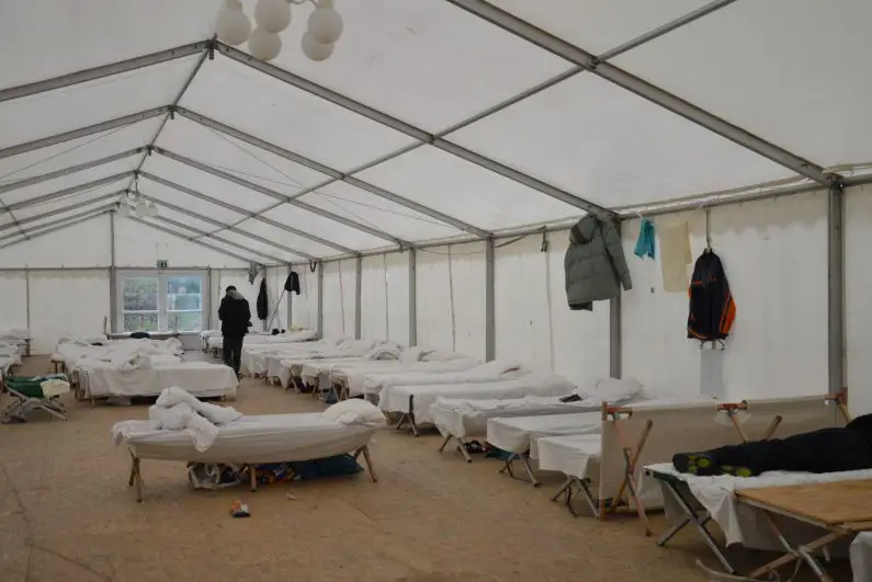 Zelt in Flüchtlingsunterkunft in Gießen - Foto gik