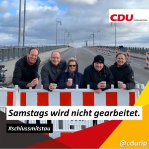 CDU Kaffeeaktion auf der gesperrten Theodor-Heuss-Brücke. - Foto: CDU RLP