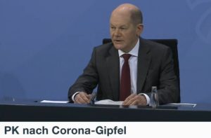 Bundeskanzler Olaf Scholz (SPD) nach den Bund-Länder-Beratungen zu Omikron. - Screenshot: gik