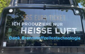 Brennstoffzellenbus der Mainzer Mobilität - auch diese Technik kommt nicht recht voran. - Foto: gik