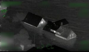 Keine belastbaren Belege für eine Katastrophe an der Ahr? Dieses Foto entstand um 22.33 Uhr in der Flutnacht des 14. Juli 2021, aufgenommen von einem Hubschrauber der Polizei RLP. - Screenshot: gik