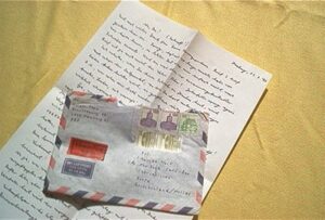 Handgeschriebener Brief auf Luftpost-Papier. - Foto: Anneke Wolf
