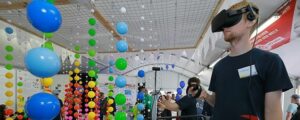 Virtual Reality Brille auf dem Mainzer Wissenschaftsmarkt 2017 - Foto JGU Bernd Eßling