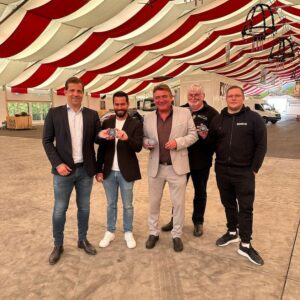 Im großen Messezelt entsteht seit Ende Oktober der neue Ice Dome. - Foto: Stadt Mainz