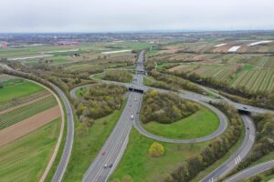 Der Mainzer Ring mit der A60, hier an der Anschlussstelle Mainz-Finthen, ist ein der wichtigsten Pendlerrouten der Republik. - Foto: Autobahn GmbH