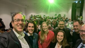 Selfie der neuen kenia-Koalitionäre auf dem grünen-Parteitag Anfang Dezember 2024. - Foto: Holle