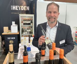 Große Sorgen um Exporte in die USA: Frank Heyden vom Weingut Dr. Heyden im rheinhessischen Oppenheim. - Foto: gik