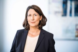 Wirtschaftsministerin Daniela Schmitt (FDP) gerät derzeit heftig unter Druck. - Foto: MWVLW-RLP/ Jan Hosan