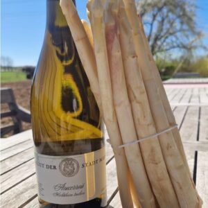 Ein Auxerrois vom Weingut der Stadt Mainz zu Spargel - probieren! - Foto: Weingut der Stadt Mainz