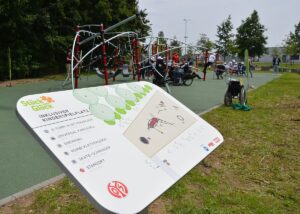 Der erste inklusive Spielplatz in Mainz liegt direkt neben der Mainz 05-Arena. - Foto: gik