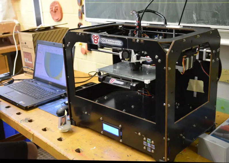 3D-Drucker von DDD Printservice beim Repair Cafe kleiner