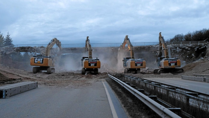 Brückenabriss im Autobahnkreuz Mainz-Süd – A60 halbseitig gesperrt, Lärmbelästigung bis Montagfrüh