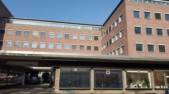 Flüchtlingsheim in Mainz: 35 weitere Bewohner des „Allianzhauses“ positiv auf Coronavirus getestet – Kritik der CDU