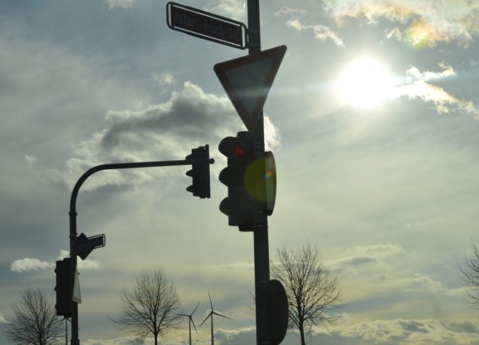 Ampel 3.0 kommt näher – Grüne für Koalitionsverhandlungen mit SPD und FDP – Kommentar: Wirklich „Weiter so“?