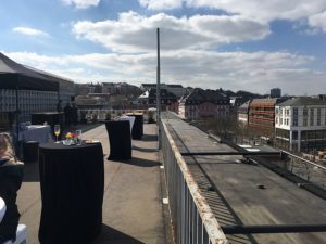 Investor Gemünden will auf dem Dach von Karstadt eine öffentliche Dachterrasse einrichten. - Foto: gik