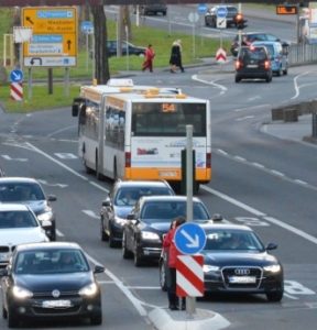 Die Klimaliste RLP setzt auf die radikale Verkehrswende weg vom Auto, hin zum ÖPNV und Mobility on Demand. - Foto: gik