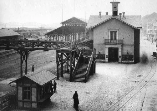 Der erste Bahnhof der Hessischen Ludwigsbahn in Mainz 1884
