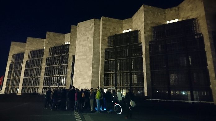 Earth Hour 2017: Rekordbeteiligung und Debatte über Sinn der Symbolstunde für Klimaschutz – Kommentar