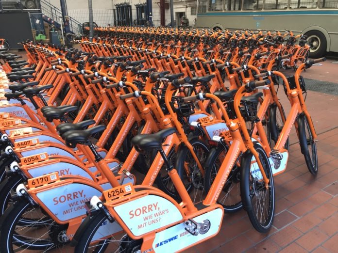 „meinRad“ rollt jetzt auch in Wiesbaden – 100 Räder zum Start in Hessen geklaut – Im September Tausch mit Mainz