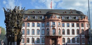 Heiraten im Osteiner Hof ab November möglich – Trauungen in edlem Flair und mit Blick auf den Fastnachtsbrunnen