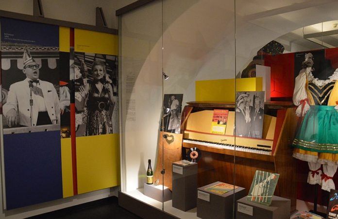 Rolf Brauns Brille, Negers Schürze, Kamel-Orden von 1837 – Mainzer Fastnachtsmuseum zeigt Schätze in neuem Gewand