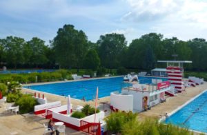 Das Schwimmbad in Mainz-Mombach öffnet als erstes der Mainzer Bäder seine Freibadsaison. - Foto: Schwimmbad Mombach 