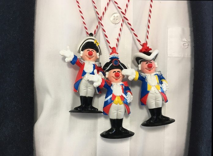 Füsiliergardist, Prinzengardist, Ranzengardist – Mainzer Zugplakettche 2019 kommt dreifach daher – Narrenauftakt am 11.11.