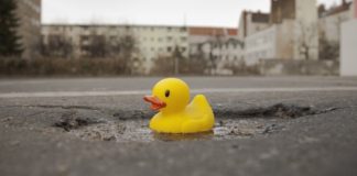 FDP sucht das schönste Schlagloch von Mainz – Kritik der CDU