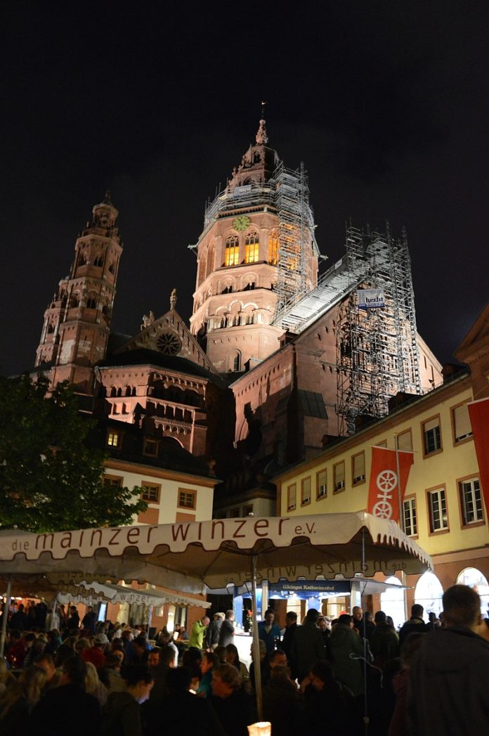 50 Jahre Mainzer Johannisnacht: Stadtfest zu Ehren Gutenbergs feiert Jubiläum – Vereine ziehen an die LU – Geschichten gesucht