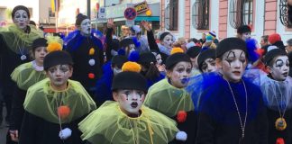 20.000 Zuschauer feiern Römer, Franzosen und Germanen – 62. Mainzer Jugendmaskenzug 2019 bei Traumwetter – 32 Preise vergeben