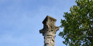 Römische Jupitersäule vor dem Landtag wird abgebaut