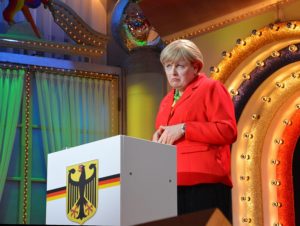 Florian Sitte schlüpft erneut in die Rolle von Kanzlerin Merkel - was auch sonst im Coronajahr? - Foto: gik