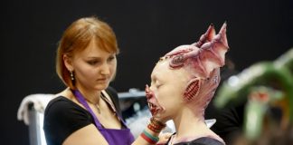 Gruseligste Fledermaus: Milena Niehues vom Mainzer Staatstheater gewinnt Deutsche Meisterschaft der Maskenbildner in Ausbildung