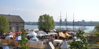 Mittelaltermarkt an Ostern in der Reduit – Mittelaltermusik, Falkenzucht, Feuershow und allerlei Leckereien Immer wieder ein Erlebnis: Mittelaltermarkt in der Reduit in Mainz-Kastel - Foto: gik