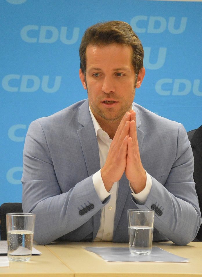 Bürger in Aufsichtsräte – OB-Kandidat Nino Haase wirbt für Bürgerbeteiligung und Transparenz bei städtischen Gesellschaften