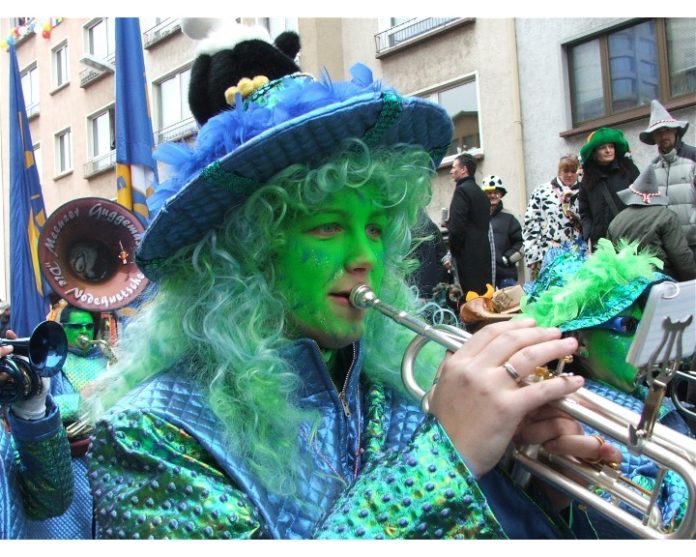 Ab auf die Gass‘: Die Umzüge starten! 60. Jugendmaskenzug und alle Stadtteilumzüge 2017