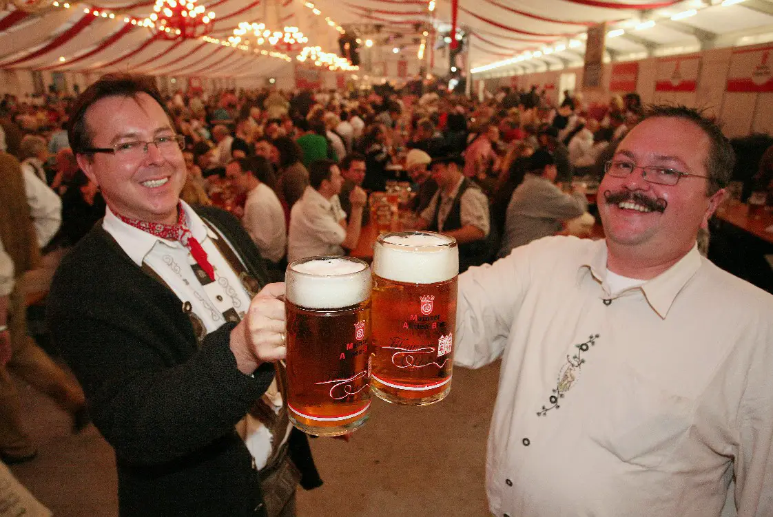 Oktoberfest-Manfred Wappel (l) und Thomas Meinlschmidt 08 Foto: Oktoberfest