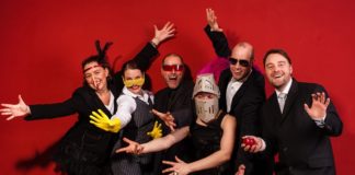 20 Jahre Kulturtage AKK: Musik, Magie, Kunst, „Echten Kerlen“ im Wohnzimmer, Natur im Cyperus und Improtheater Restrisiko