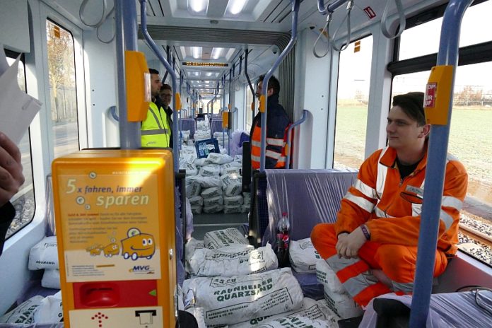 Testfahrten für die Mainzelbahn: Sandsäcke simulieren Passagiergewicht – Fahrten am 11.12. frei