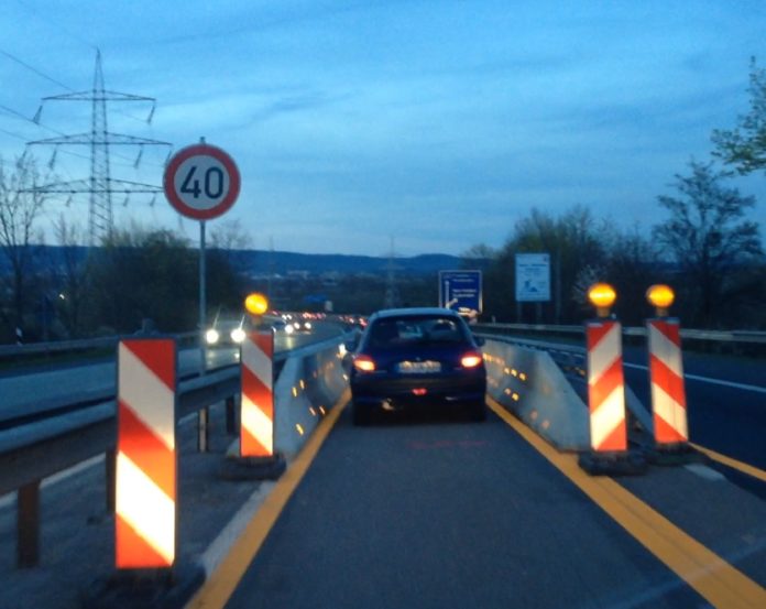 A60 Mainzer Ring zwischen Finthen und Dreieck Mainz nur einspurig bei Nacht – Blitzer kontrollieren Tempo 40