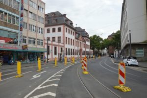 Die Mainzer Schillerstraße wird wieder einmal Baustelle - und vom 20.07. bis 16.08.2020 voll gesperrt. - Foto: gik