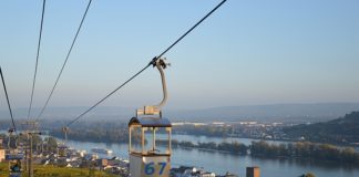 Seilbahn Rüdesheim startet mit neuer Talstation in Saison: Wo Elvis nie Gondel fuhr – Preis trotz Umbau stabil geblieben