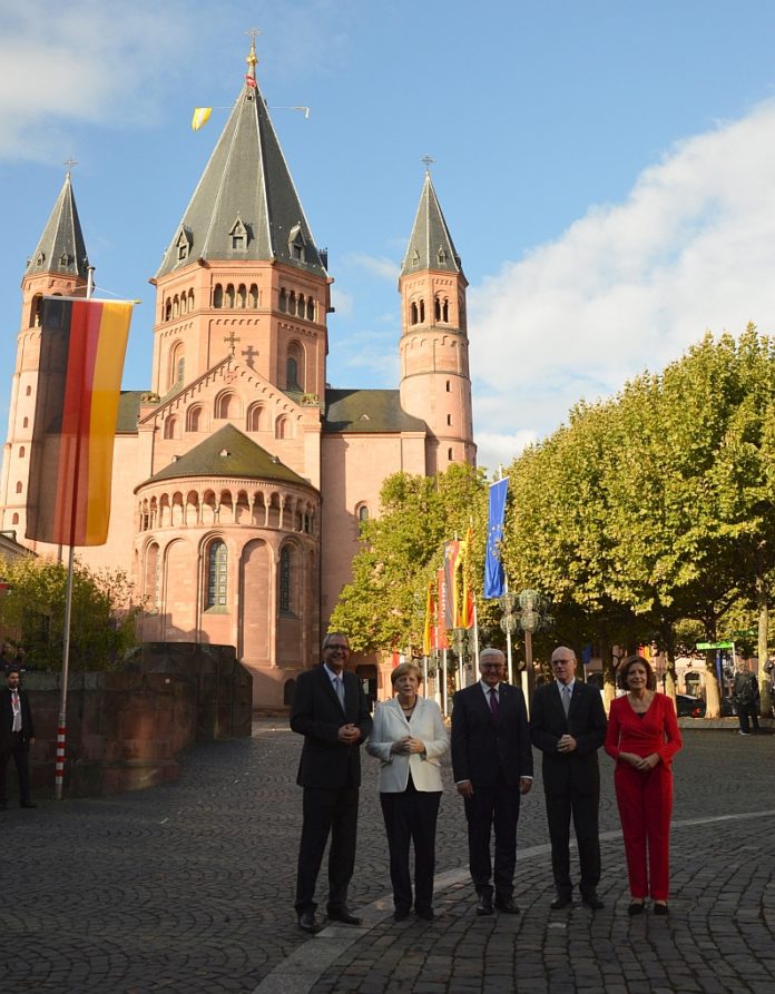 „Verstehen und verstanden werden – das ist Heimat“ – Bundespräsident mahnt beim Tag der deutschen Einheit in Mainz neuen Dialog an