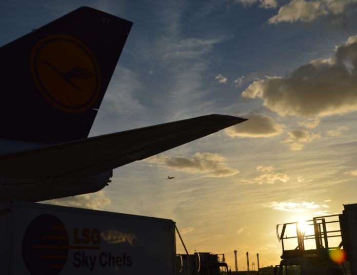 Dutzende verspätete Starts und Landungen wegen Gewitter in Frankfurt – Mainzer stöhnen unter Fluglärm in der Nacht – 250. Montagsdemo am 11. Juni