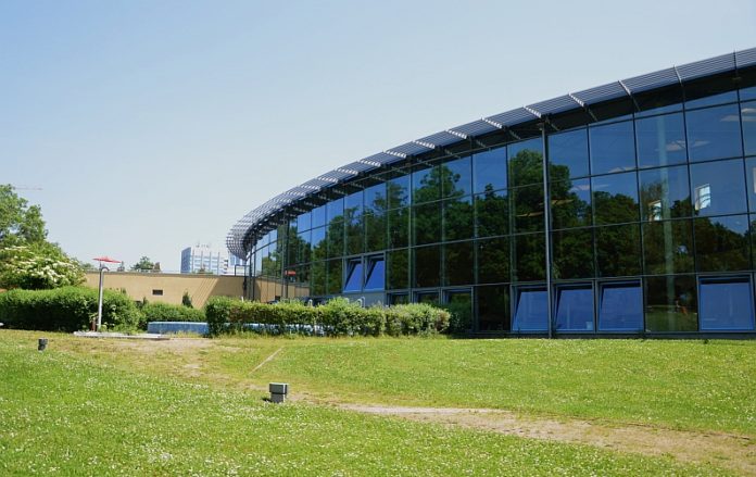 Erlebnisbad im Mainzer Taubertsbergbad vor dem Aus – Schwimmbad soll Familienbad werden – Großer Sauna- und Wellnessbereich angedacht