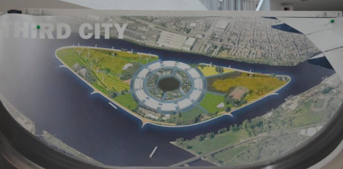 Aprilscherze: Stechuhr auf der Brücke und Glasdach für Ulmenallee