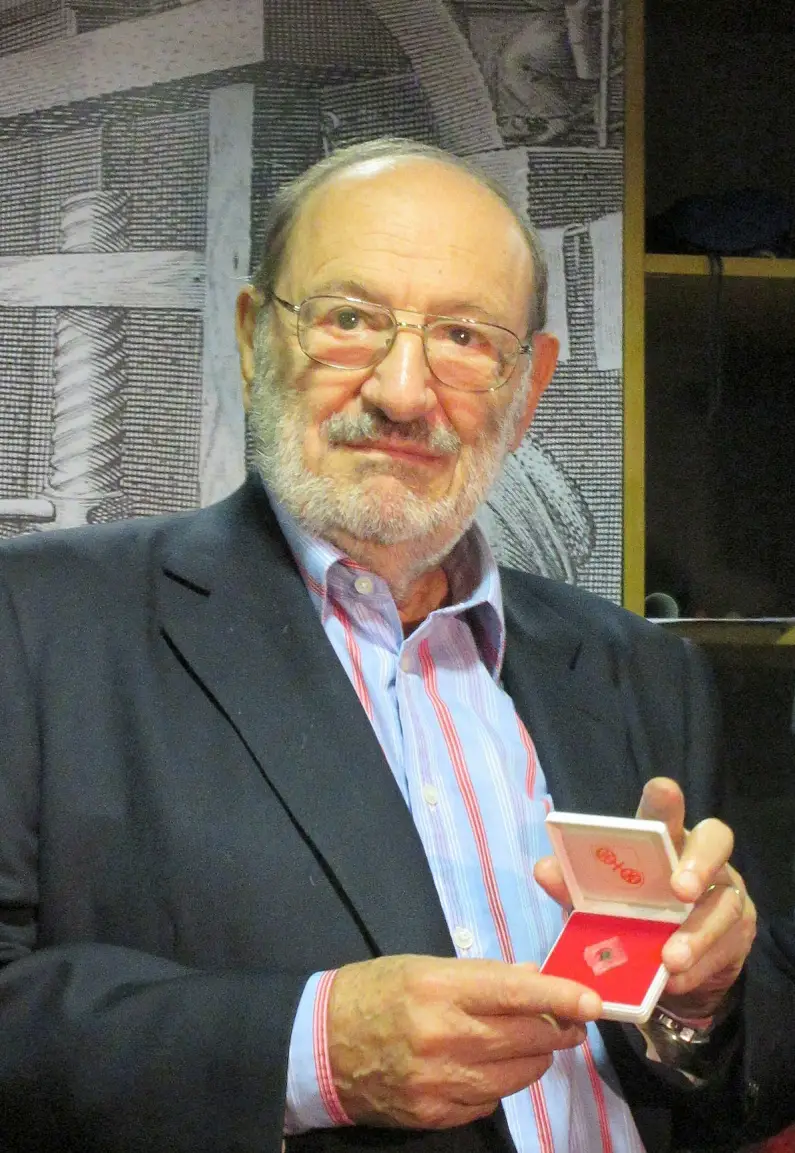 Umberto Eco und das kleinste Buch der Welt - Foto: gik