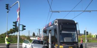 23 Straßenbahnunfälle seit Start der Mainzelbahn – Autofahrer „übersahen“ Ampeln und Bahnen – Ein Fußgänger starb – Gesamtkosten weiter unbekannt